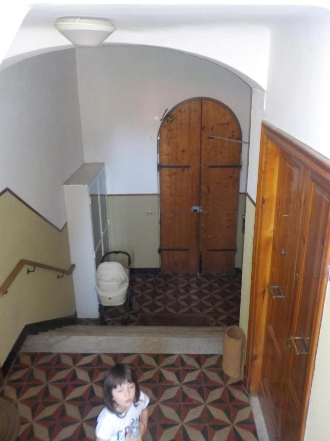 Апартаменты Casa Albarosa, 10 Min Walk Train Station, Free Parking. Специя Экстерьер фото